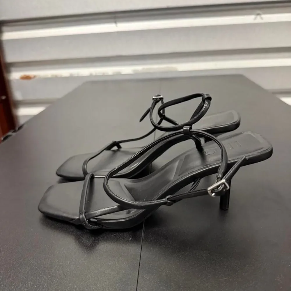 Women's Black Sandals